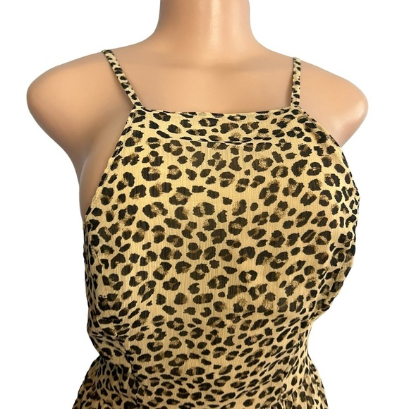 3/$30 🍂 Abercrombie & Fitch Leopard Square Neckline Criss Cross Back Dress - Picture 3 of 8